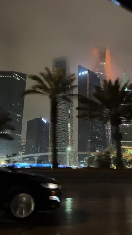 #اكسبلور #الرياض #مطر #الليل 