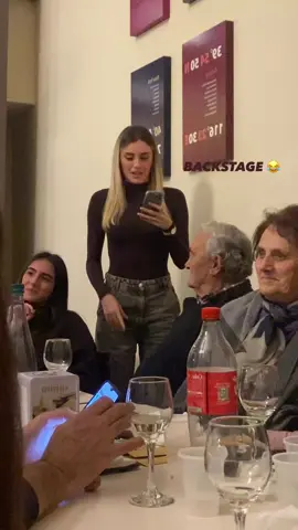 Backstage 😂😂😂