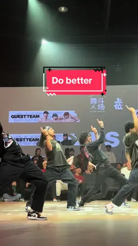 Rubix feeling a 100% happy and powerful around his mator (bouboo, les twins and rochka) unstoppable #lestwins #rubix #dance 