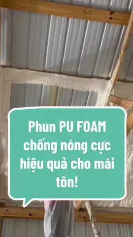 Phun lớp Polyurethane Foam ( Pu Foam) lên bề mặt độ dày từ 20cm- 50cm ( Lưu ý tùy thuộc vào độ dày mà giá thành khác nhau) Phun lớp Ureathane hoàn thiện. Sau khi thi công nhiệt độ ngôi nhà, nhà máy sẽ giảm xuống từ 5- 20 độ C tùy thuộc vào độ dày của lớp Pu Foam khi phun. #ktslaithanhtin #laithanhtin #chốngnong #chongnong #nóng #lạnh #nồm #kinhnghiem #suanha #huongtay #LearnOnTikTok #nghethuat #xaydung #maiton #tôn #pufoam 