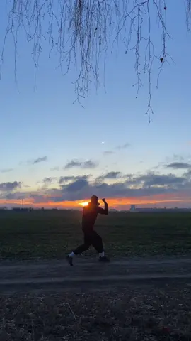 #boxing #viral #foryou #life #discipline #alone #бокс #тренировки #спорт #vibe #рекомендации #berserk #берсерк #аниме #anime 