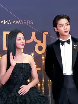 seol in ah rowoon😍 #kbsdramaawards2023 #seolinah #rowoon 