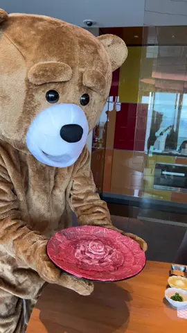 冬限定の和牛しゃぶしゃぶ🥩 みんなはお正月なに食べる？？ #北海道グルメ #tiktokfood #japanesefood#tiktokグルメメ #shabushabu #wagyu #fyp 