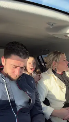 🤣🤣🤣🤣#jeremlaura_ #couplestiktok #comedia 