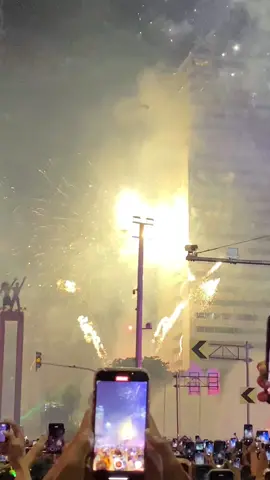 Malam tahun baru di bundaran HI Jakarta##tahunbaru2024##happynewyear##happynewyear2024##jakartacity##fyp##fypシ