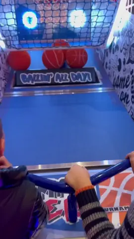 تحدي الطابات بين ميشكا وخلودة #اكسبلور #خلودة #انستقرام #رانو #instagram #fyp #explore #istagood #لك #فوريو #fyp #foryou #مشاهير_تيك_توك #يومياتي #فوريو_العرب 