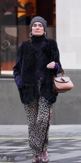 #StreetStyleOver50 #FashionAfter50 #SeniorStyle #AgelessFashion #50PlusStyle #MatureFashion #ElegantAging #StylishSeniors #FashionableFifties #AgingGracefully