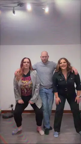 Cracked it! Ish 😂😂 #macedonia #macedoniadance #dancechallenge #dance #fyp #besties  