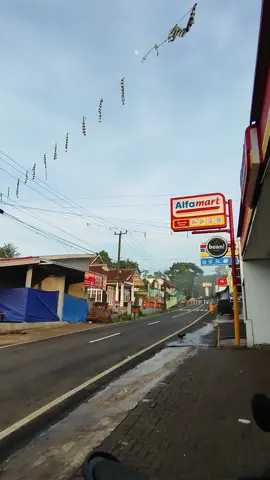 Suasana pagi Lokasi area pertigaan lengkong sukabumi jawa barat.  #chiyopetualang #Anak #suasanakampung #perjalanan #jampangsukabumi 
