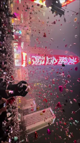 2024 New Year celebrations in Xinjiekou, Nanjing, China. #fyp #china #nanjing #南京 #2024 #newyear 