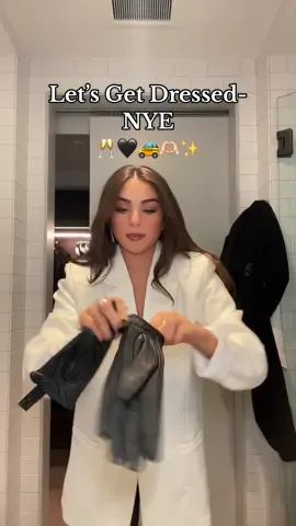 go big or go HOME😌🖤🥂✨🤌🏻    #getdressedwithme #letsgetdressed #nyeoutfit #newyearseve #newyearseveoutfit 