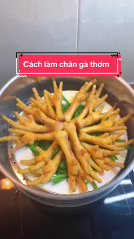 Người ta nói , đầu năm mà gặm chân gfa là nhanh lẹ cả năm có thiệt không dạ mấy bà ? #bepcuagiao #ancungtiktok #viral #food #mukbang #changa #changahaphanh 