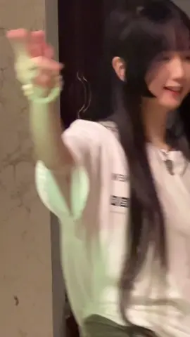 Lâu không nhảy ạ =))))))) #hathaolinh 