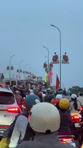 Kết thúc series Về Quê Ăn Tết tập 1. Kẹt còn hơn lúc về🤣 #vequeantet #ketxemientay #duongvemientay #ketxe #fyp #xuhuong 