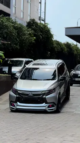Insecure ga seganteng mobil orang makanya ga pernah fyp 😌😭 #pajeroboy #pajerosport #viral 