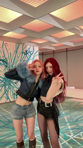 [ #MrVampireChallenge ] 너무 잘 어울리는 신자매의 Mr. Vampire✨ #ITZY #MIDZY #류진 #RYUJIN #유나 #YUNA  #ITZY_Comeback #ITZY_BORNTOBE  #ITZY_MrVampire