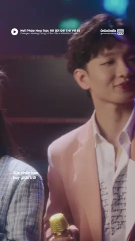 Cứ mải mê đi kiếm hào quang nơi khác Chẳng nào hay ánh sáng ở trong mỗi người Ngoảnh đầu lại sẽ thấy điều ta thường hay quên thấy Rằng chẳng ở đâu xa, pháo hoa lấp lánh trong mắt của ba và mẹ --- Nơi Pháo Hoa Rực Rỡ (Đi Để Trở Về 8) - Orange Singer x Hoàng Dũng x Cẩm Vân x Hứa Kim Tuyền x Bitis Hunter Đài Radio #NoiPhaoHoaRucRo #Orangesinger #HoangDung #CamVan #HuaKimTuyen #cmazor #DiDeTroVe #ThanhXuanBanOnKhong #BitisHunter