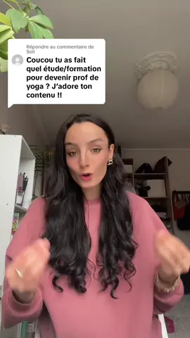 Réponse à @Soli comment devenir prof de yoga ? #ytt #professeurdeyoga #yogateacher #yoga 