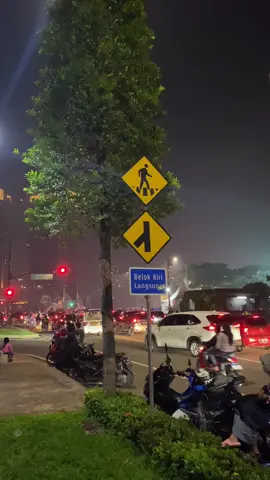 #fypシ #fouryou #beranda #videokosong #estetik #gedungputihtangerang 