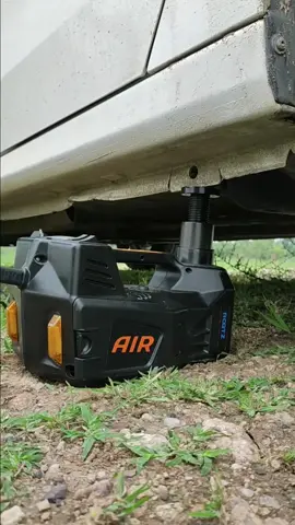 No more manually jacking the car up! You can use this 12V electric jack