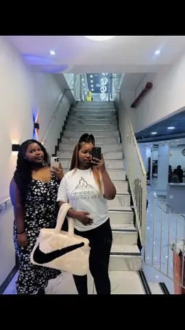 Sister love @Silindelegantsho 