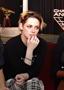 can a gay girl get an amen?? #kristenstewart #kristenstewartedit #wlw 