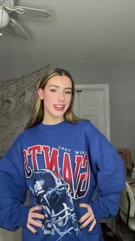 Get dressed with me for 2024🥰 #grwm #getdressedwithme #nyeoutfit #outfitideas #2024fashiontrends 