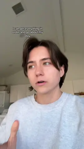 😐