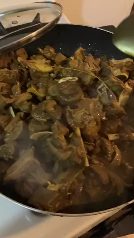 #stitch with @GoodluckSanctuary F#ck around and find out. #currygoat #jamaicanfood #jamaicatiktok #yum 