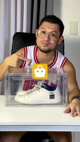 Check out na sa Yellow Basket mylabs! ☺️ #shoebox #acrylicshoebox #transparentacrylicshoebox #transparentshoebox #mackoyvlogs #mackoydive @Super shoes villa 