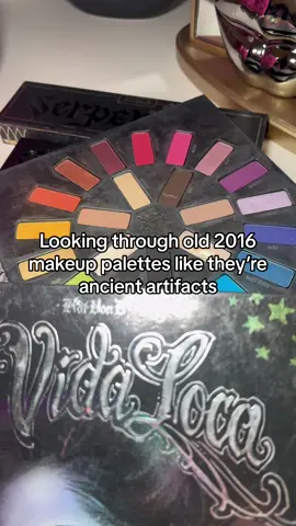 The nostalgia. Im bringing back 2016 makeup in 2024✨ #2016makeup #y2kaesthetic #katvondmakeup #throwbackmakeup #aesthetic #beauty #fyp #BeautyTok 