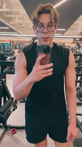 First workout 2024 #fypシ #macau #gym #GymTok #updatevlog #workout #motivation #chestworkout 
