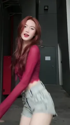 Tóc mới nhìn bỡ ngỡ quá không quen | dc: @Hoàng Lan Anh #phgrn #TikTokDanceVN 