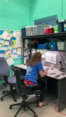 #scarepranks #scarecam #jumpscare #scaryvideos #funnyfails #funnytiktok #funnyvideos #fypシ #foryoupage #scarecoworker #funny #fails #scarecamchallenge #bushmanprank #hahahahahahahahahaha😂😂😂 