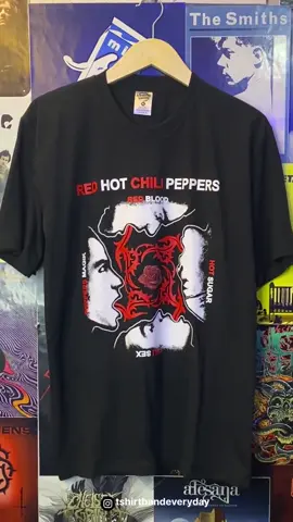 Kaos band red hot chili peppers ready, artikel lain klik keranjang kuning #kaosband #kaosrhcp #fyp #tshirtband #friendshipclothing #kaosmusik #TikTokFashion 