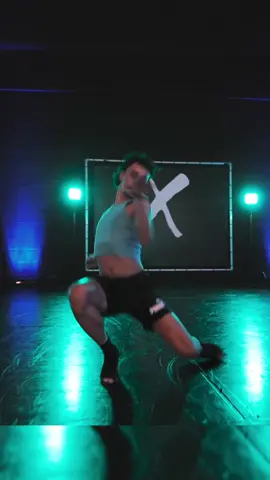 Did you enjoy the first week of Silvester? 🥶 #fyp #foryoupage #collabindustry #amsterdam #studio #dancestudio #dancers #dance #dancechallenge #dancecover