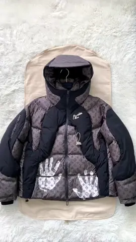 Louis Vuitton 2054 Heat Reactive Puffer available now! #fypシ #fyp #fashion #foryoupage #louisvuitton #viral #pufferjacket 