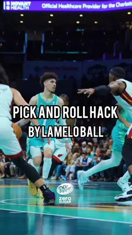 Tips And Trick Pick and roll ala lamelo ball #basketball #fyp #lameloball #nbaedits #tipsandtricks #analyzenba 