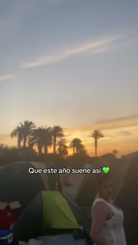 Romantico de Lunes 💚 @Feid #ferxxo100 #comutr⚡ #elferxxonoselededicaacualquieramor #fyp #sunsetvibes 
