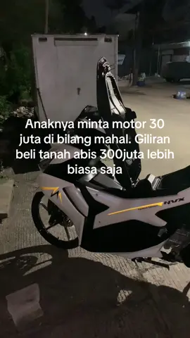 Aneh tapi nyata. Iya ga sih? #aerox155 #aeroxvietnamstyle🇻🇳 #aerox #aeroxring17 #aeroxnew #aeroxring17ganteng #sedih 