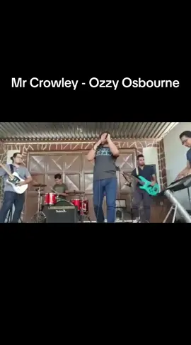 Canción - Mr Crowley Artista - Ozzy Osbourne  Álbum - Blizzard of Ozz Año - 1980 #guitar #electricguitar #guitarsolo #mrcrowley #ozzyosbourne #randyrhoads #heavymetal #hardrock #marshall #fender 