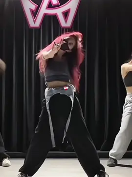 I love dancing .  #idol #kpop #dance #1million #aespa 