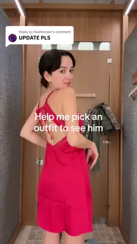 Replying to @Hashbrown do we like the pink?!? God i love being fun and flirty #nycsubwaygirl #cuteguy #tryonhaul #nyc 