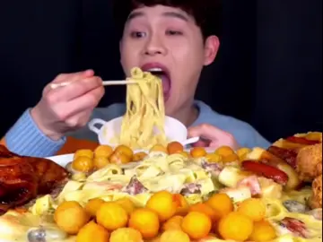Cheese Carbonara With Fried Potato Grilled chicken MuKBang #bonggil #food_asmr #eating #ASMR #mukbang #eat #coreen #food #mukbangeatingshow #fypシ゚viral 