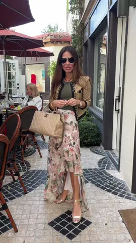 #quietluxury #oldmoneyaesthetic #oldmoneyoutfits #palmbeachcounty #palmbeachisland #palmbeaches #luxury #luxuryoutfit #chanel #puppylove #puppytiktok #luxurypuppies #quietluxuryoutfits #hermes #luxuryyachts #inspooutfit #inspiring #fyp #foryou 