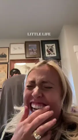 haven’t been doing well the past few days, but this video makes me giggle 💓 #littlelife #ithinkilikethislittlelife #couples #husbandwife #giggles 