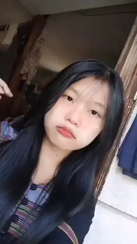 မဖြစ်စလောက်လေးပါပဲ ဒါပေမယ့်အရေးကြီးတယ် မိုးရွာပြီးရင် သက်တန့်တွေ ချစ်တယ် မနက်ဖြန် မင်းဘာအရောင်ဝတ်မလဲ သိချင်တယ် ။ ။ ။ #မြကျေး