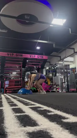 PROFESSIONAL COACH JENNY IFBB/OLYMPIAN QATAR VIP LADIES GYM UMM SALAL MOHAMMAD (+974-71028925) I ONLY ENTERTAIN SERIOUS CLIENTS (EXCLUSIVE FOR LADIES) “NO FLIRTING PLEASE” 🙏🙏🙏 #trainer #coach 