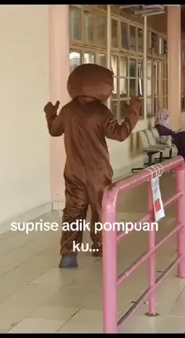 suprise adik pompuan yg amat berkesan sebab lama tak berjumpa...bukan senang mahu buat yg terbaik...#loveyou 