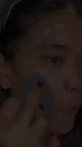 UNDER 100k tapi hasilnya lo liat sendiri deh. Ckp bgt titiq. #seamakeup #foundation 